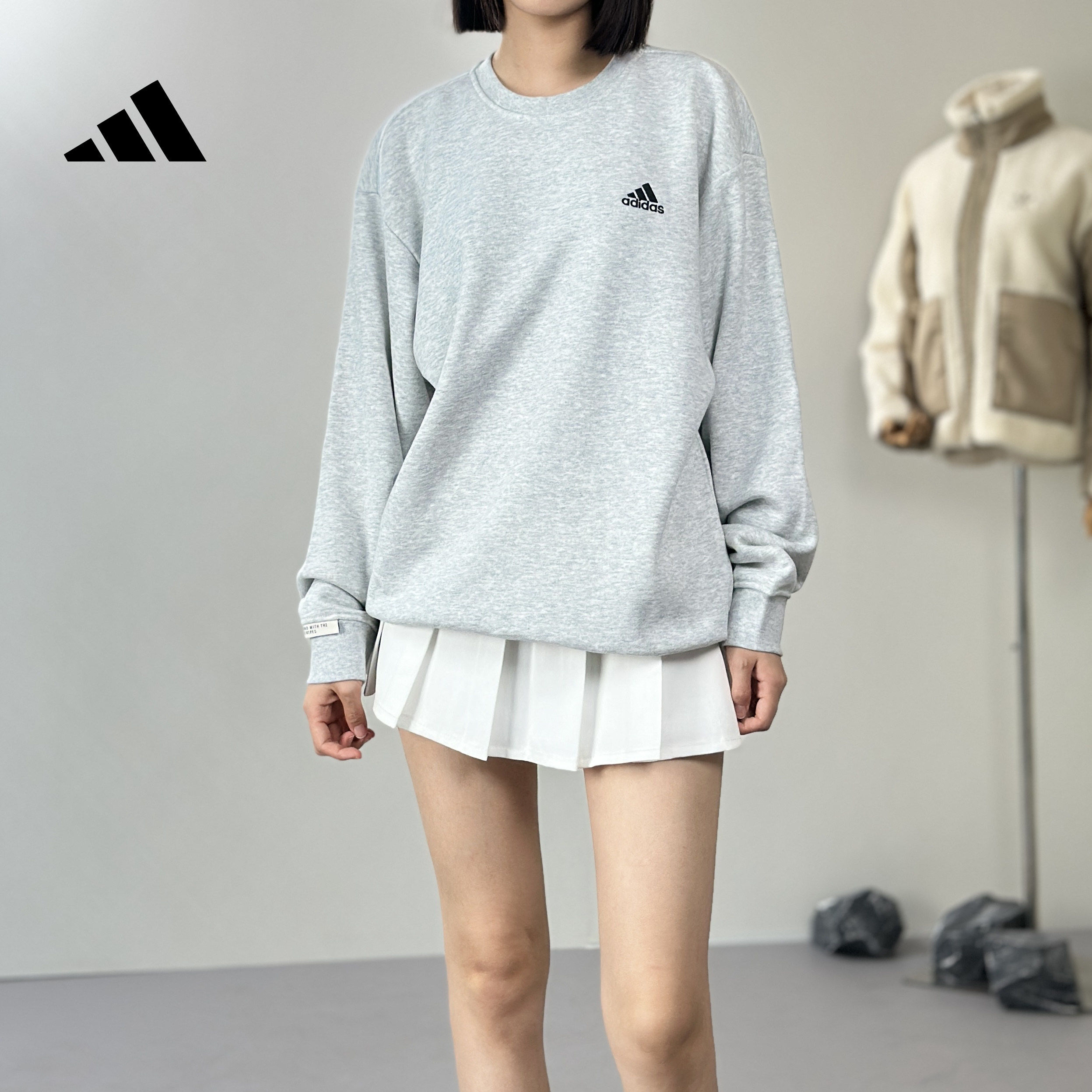 Adidas阿迪达斯正品圆领男女同款秋季卫衣百搭运动时尚套头衫新款