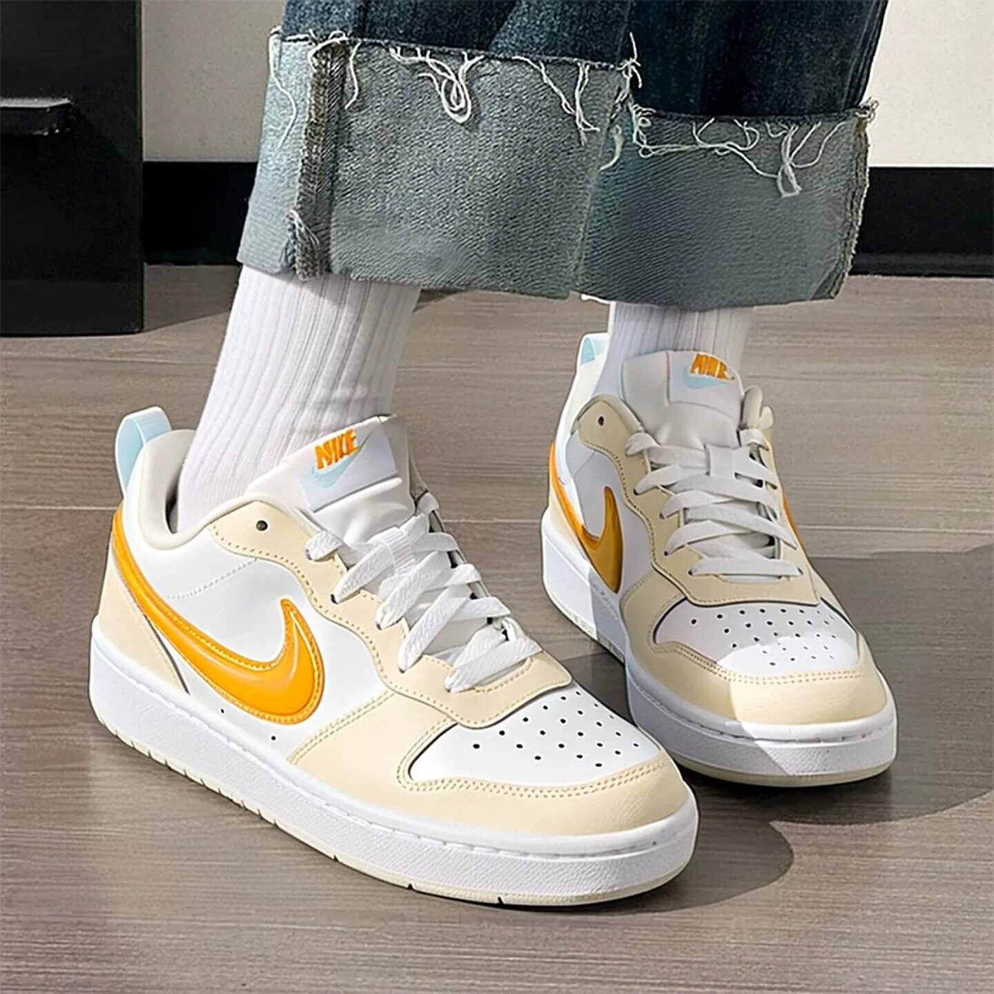Nike耐克女2026春季新款黄白撞色运动鞋休闲鞋低帮板鞋IQ9796-171