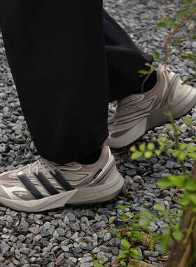 Adidas阿迪达斯LIGHTBLAZE ATR男女同款低帮耐磨运动休闲鞋JP7774