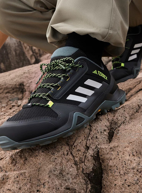 Adidas阿迪达斯TERREX AX3男子户外休闲耐磨徒步登山运动鞋FX4575