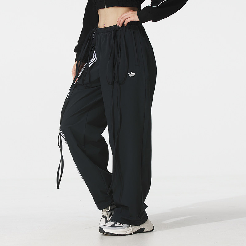 Adidas阿迪达斯降落伞阔腿裤女子2026新款梭织户外休闲长裤JV9727