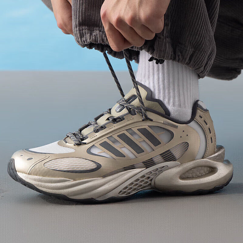 正品Adidas阿迪达斯男女清风跑步鞋2026新款网面情侣运动休闲厚底