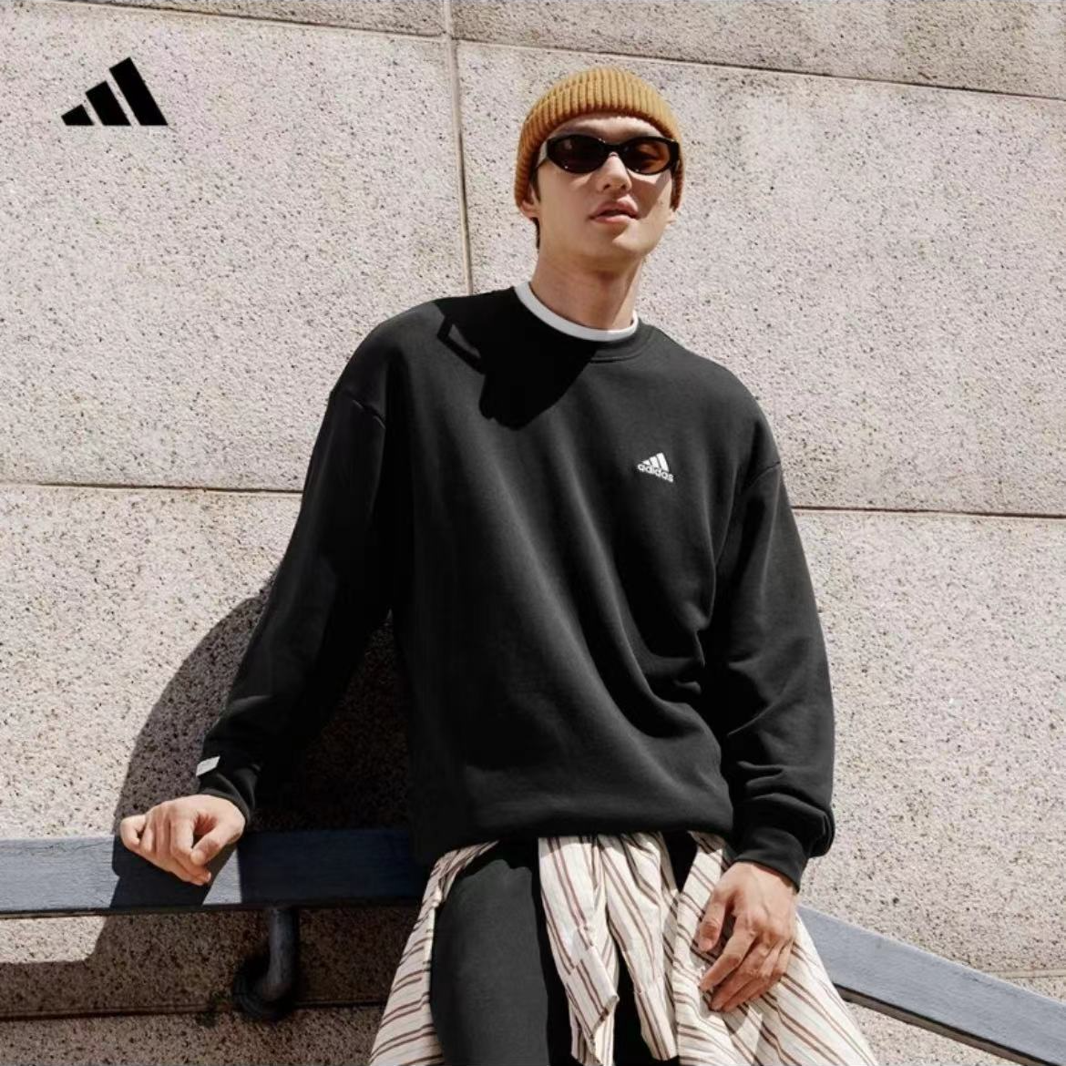 adidas/阿迪达斯正品轻运动休闲圆领卫衣套头衫男装秋冬季JM9107