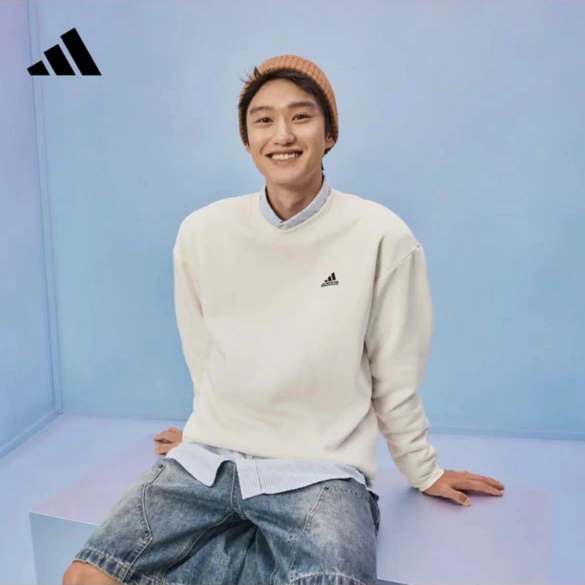 Adidas 男女情侣款简约百搭加绒运动休闲圆领卫衣套头衫 IB2713