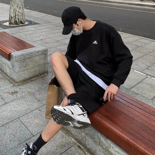 阿迪达斯正品运动风百搭潮流穿搭