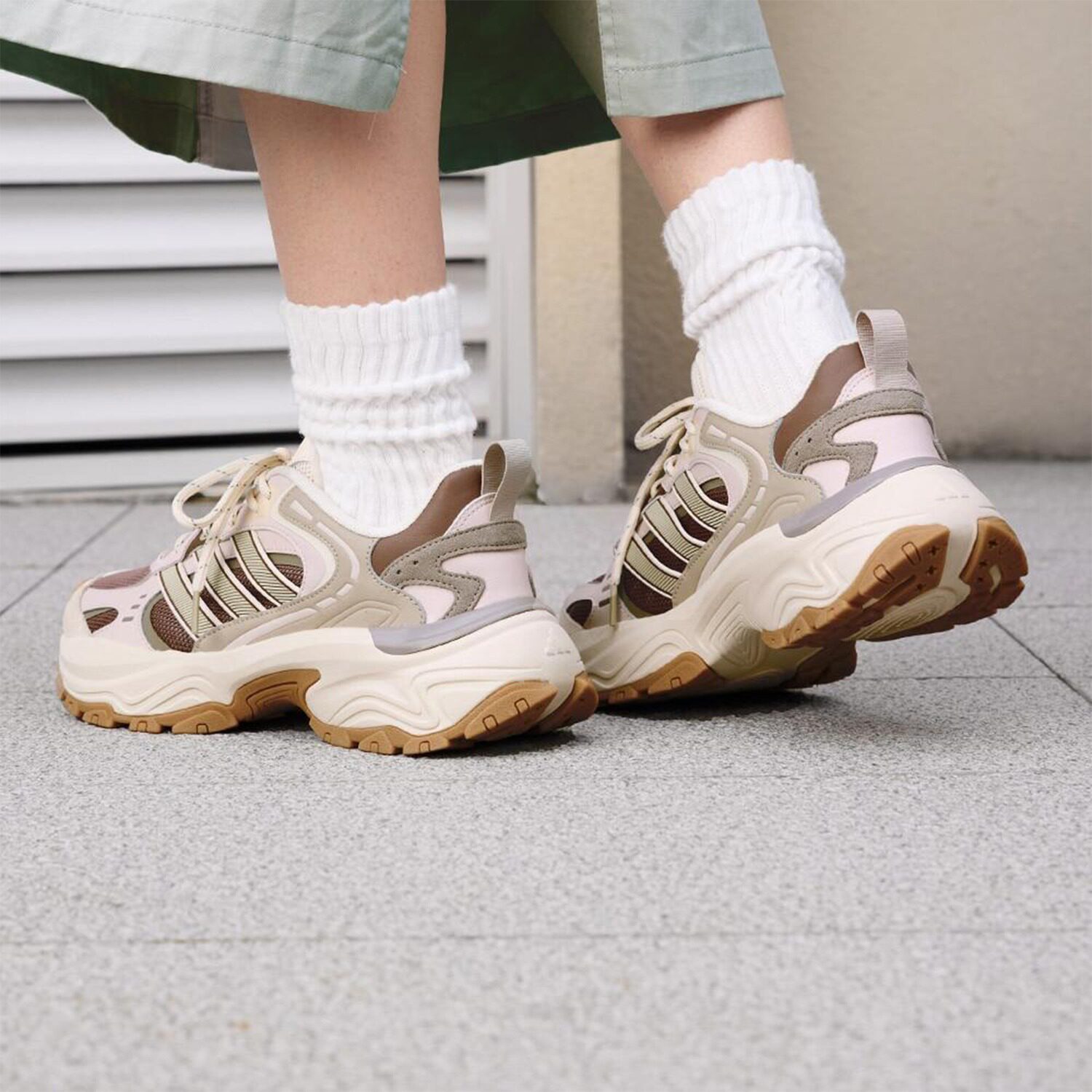 Adidas阿迪达斯正品春季鞋子男女款时尚潮流增高运动休闲鞋KK3780