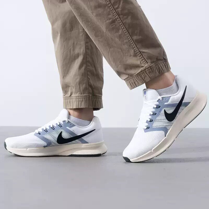 NIKE耐克运动鞋男鞋2026春季新款休闲健身训练跑步鞋DR2695-105
