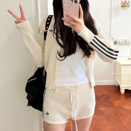阿迪达斯三叶草女裤CROCHET SHORTS短裤休闲健身跑步裤子KC6477