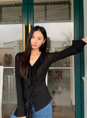 AIXILI爱西里-秋上新气质v领荷叶边微透感显瘦针织衫上衣 15320