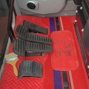 225 650挖掘机脚垫 130 380 240 230 220 215 210 定制太重60