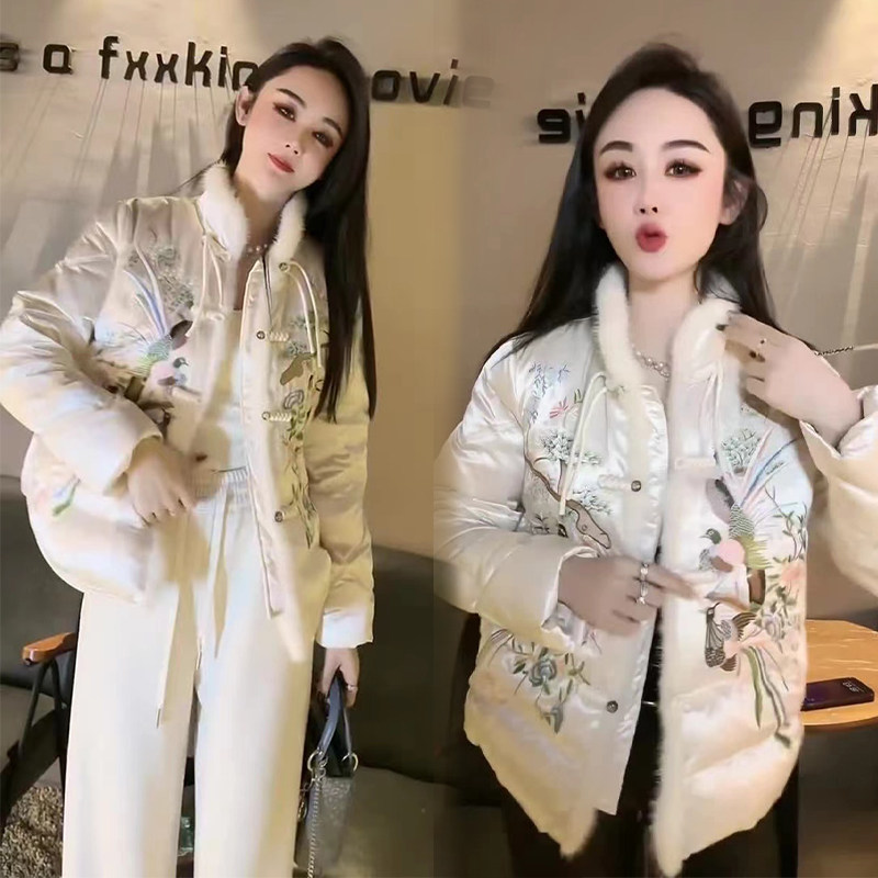 冬季新中式国风立领羽绒服刺绣改良唐装撞色外套女复古上衣羽绒服,女装/女士精品,羽绒服,淘宝优惠券,粉丝福利购,淘宝优惠卷