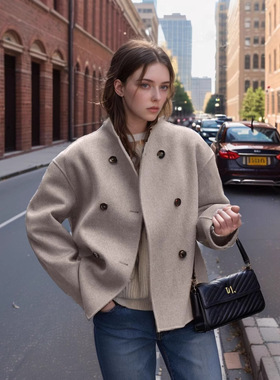 街头时尚女性灰色气质英伦外套