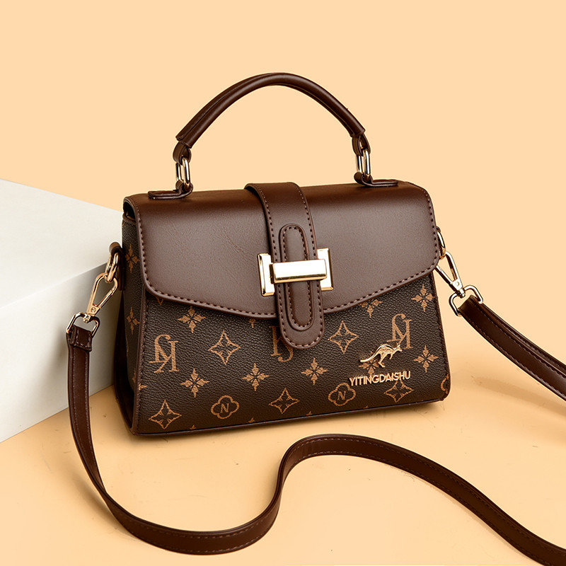 超火2025新款妈妈百搭大气小方包印花中年女士单肩斜挎通勤手提包,箱包皮具/热销女包/男包,小方包,淘宝优惠券,粉丝福利购,淘宝优惠卷