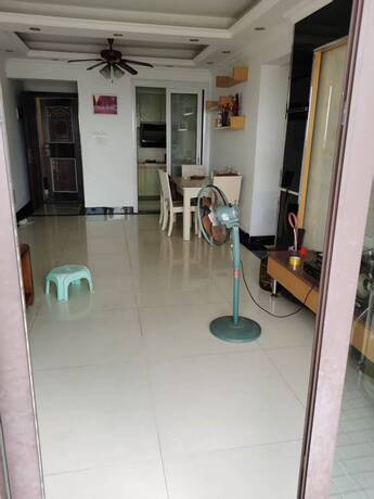 【皇家公馆】被执行人黄公平、陈宇安名下共有的位于东莞市东坑镇东坑大道中99号皇家公馆15幢1单元2203房产