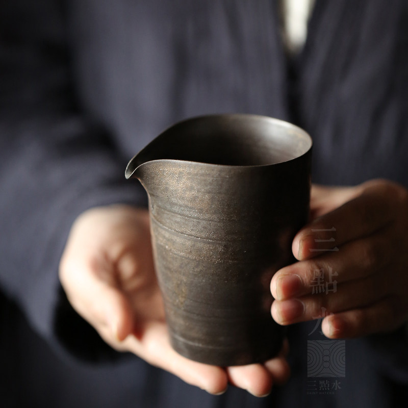 手工薄胎陶瓷公道杯覆古粗陶茶海功夫茶具中式分茶器个性茶道配件