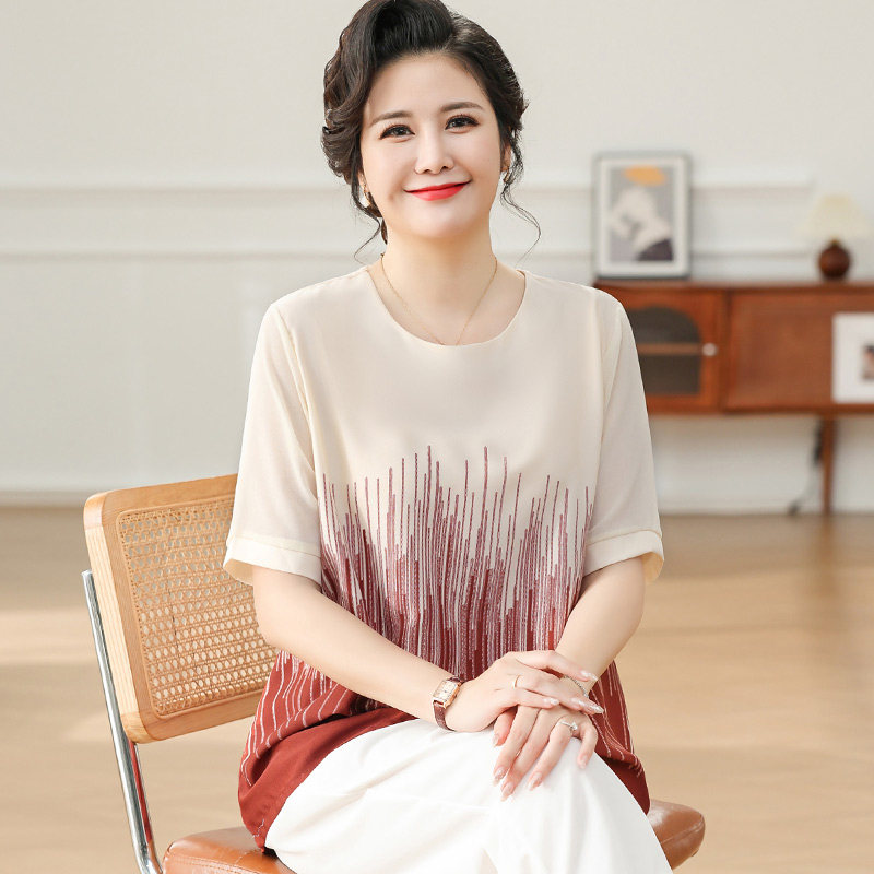 200斤特胖妈妈夏装真丝短袖T恤中老年女加肥大码条纹圆领上衣套装