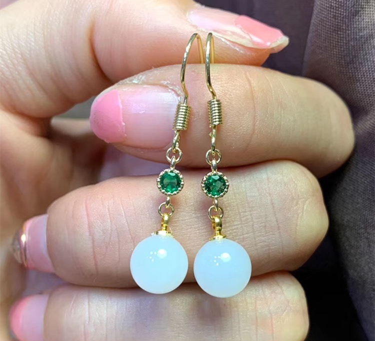 捡漏天然和田白玉耳坠耳钉时尚