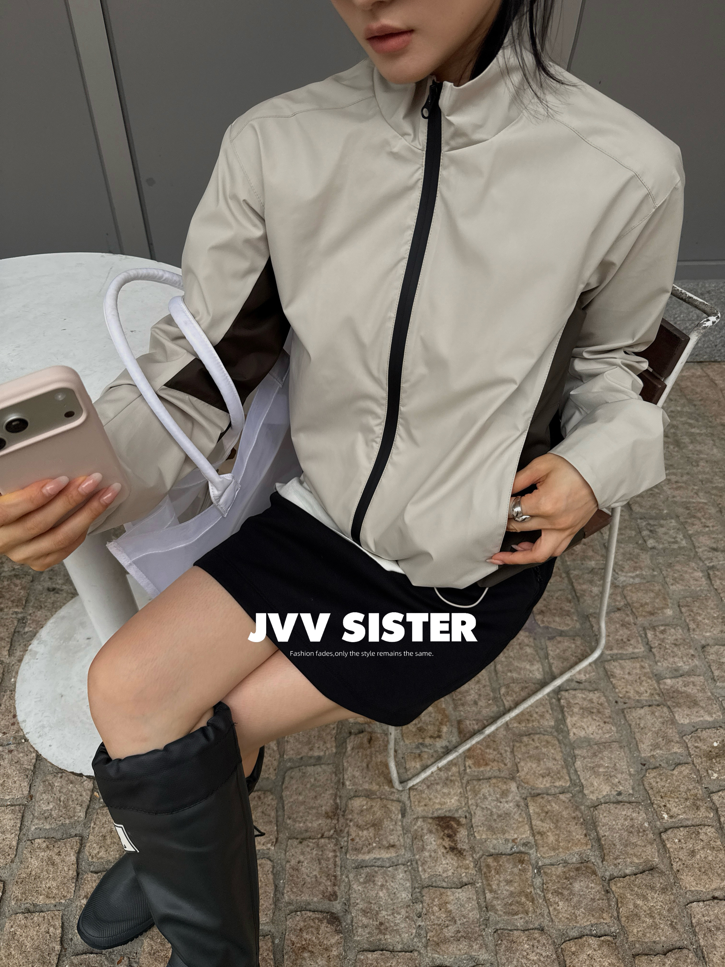 JVVSISTER秋冬新款拼接冲锋衣女休闲百搭显瘦立领拉链卫衣外套女