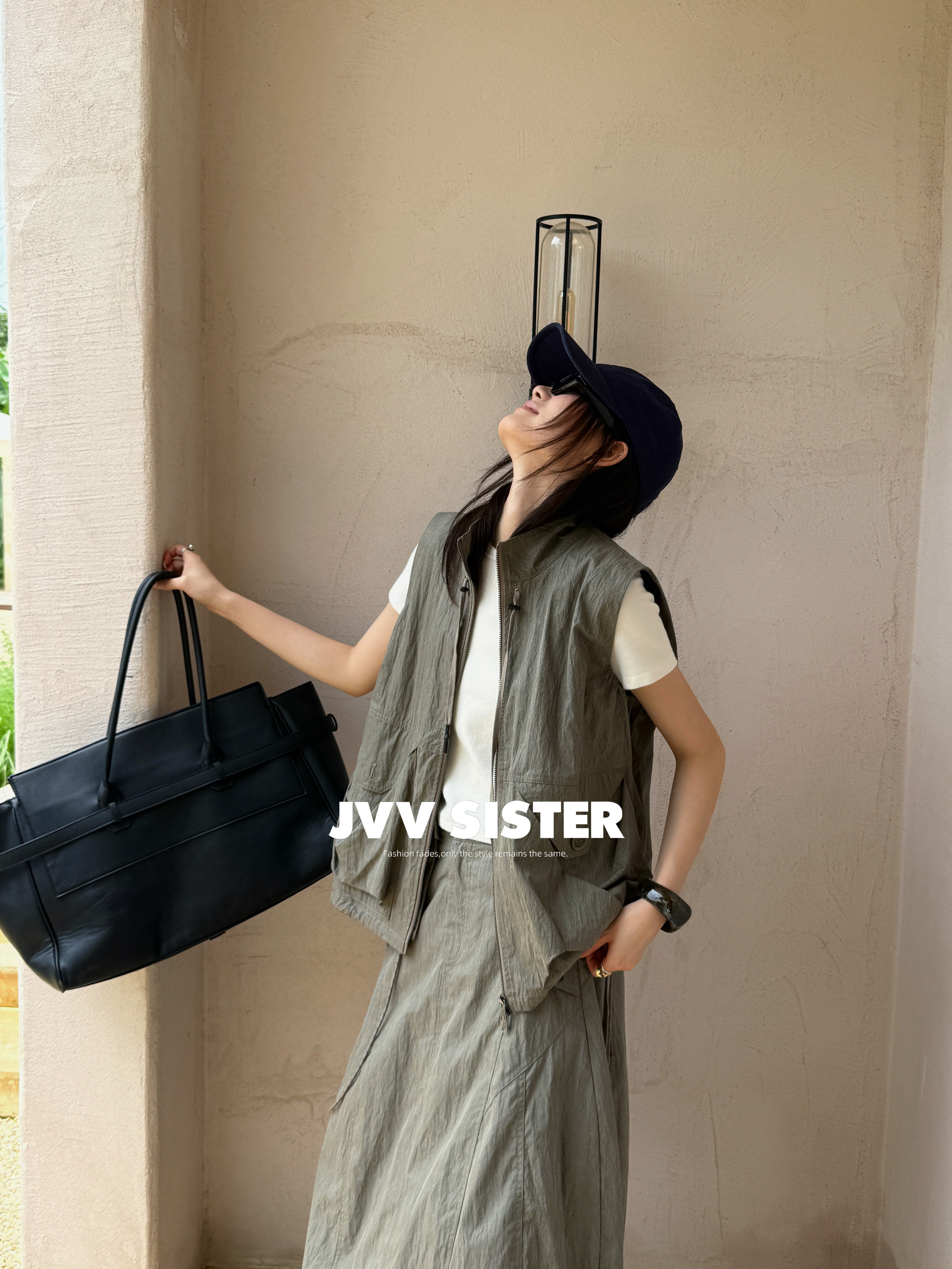JVV SISTER韩版宽松休闲百搭无袖马甲女+半身裙小众叠穿背心上衣