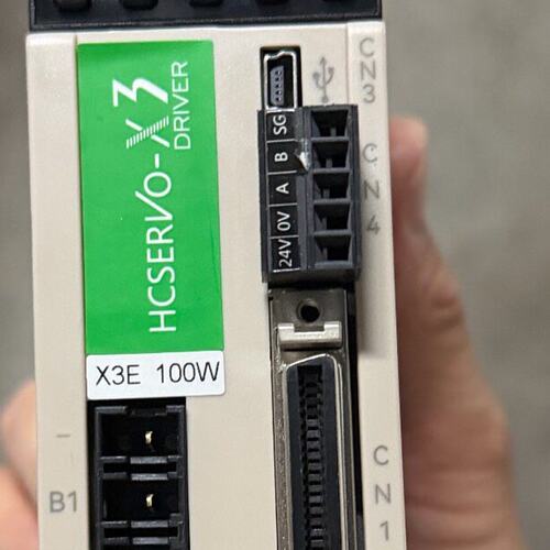 议价HCFA伺服驱动器SV-X3E-A100A-A2SVX3EA100AA2SV-X3E-A100A