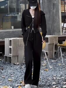 黑色米杏色灰色粉色紫色今年流行时尚运动服休闲设计感套装女春秋
