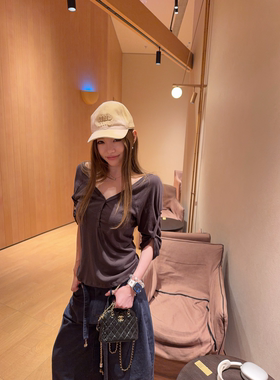 skibyTannin亨利领插肩中袖tee