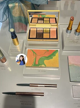 在途 日本专柜RMK 2025圣诞限定眼影盘 粉饼 高光棒 口红