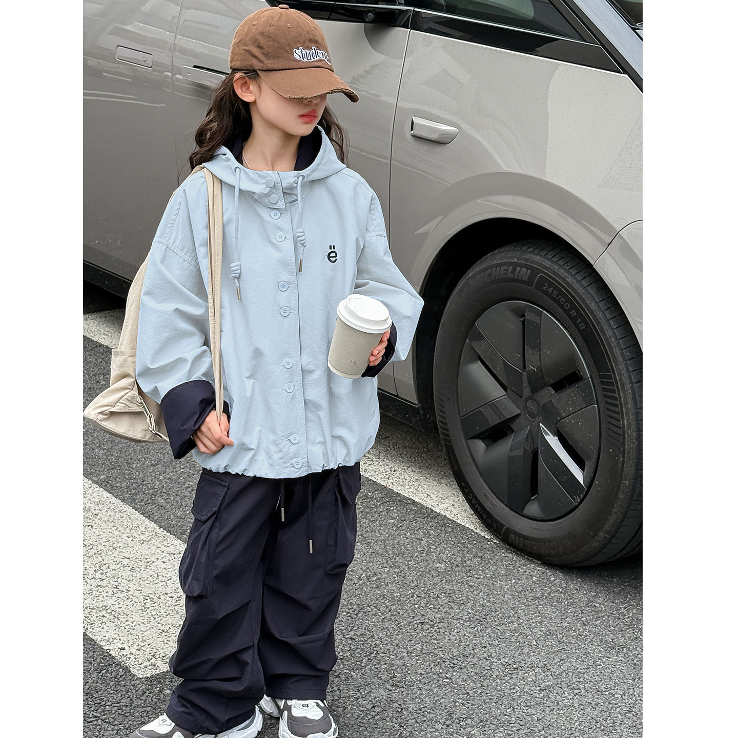 2025新款女童连帽外套春秋款女孩保暖上衣潮酷洋气儿童女大童上衣