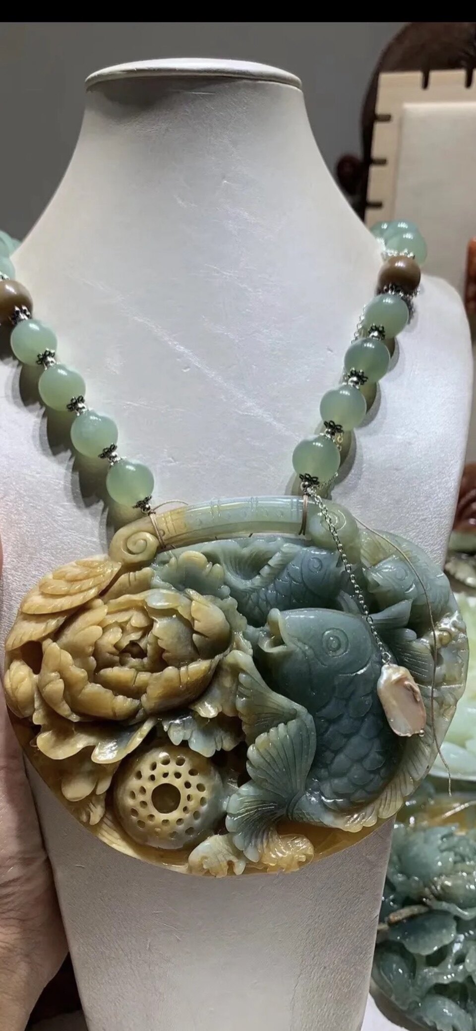 老岫玉项链挂坠项链牌子yu
