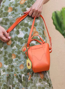 手工皮具版型小号灯塔水桶图样2025春夏手机设计单肩斜挎HMB-121