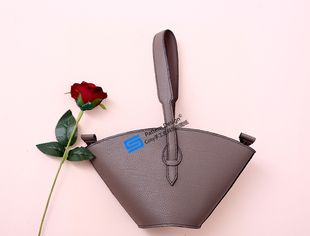 手工皮具图纸个性菜篮子手提包版型百搭单肩包饺子包纸様HMB-69