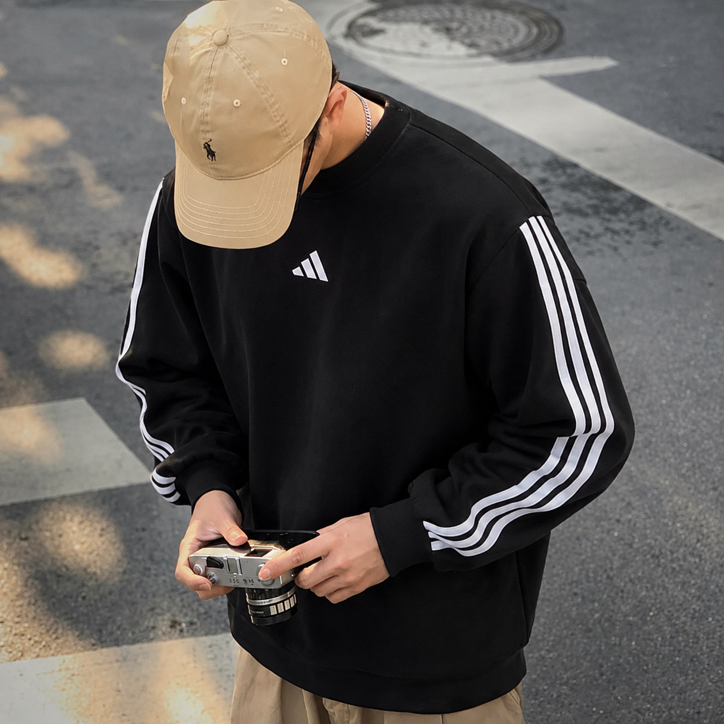 阿迪达斯加绒保暖套头卫衣男秋冬