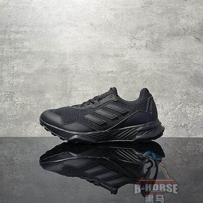 阿迪达斯男子跑步鞋阿迪达斯男士