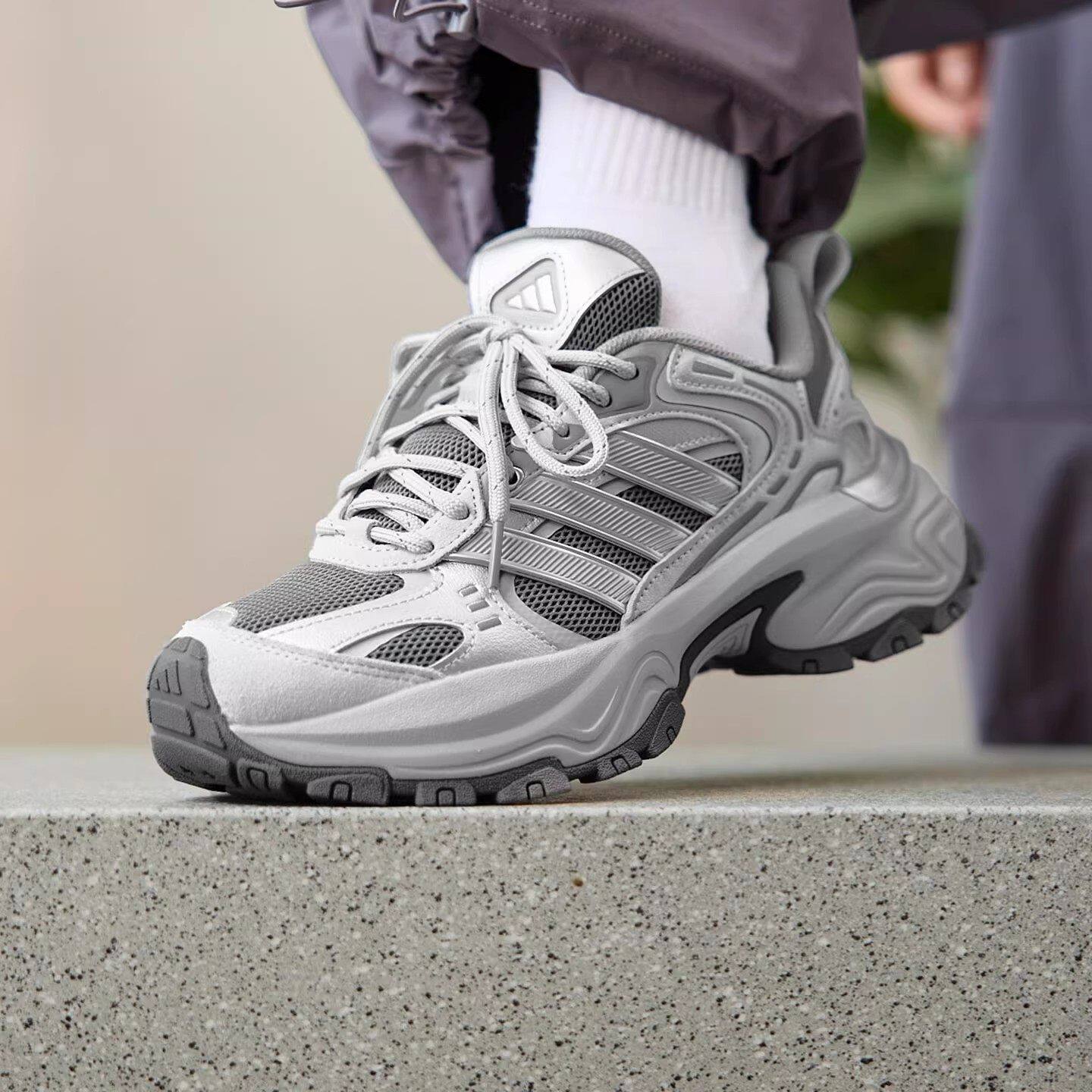 Adidas/阿迪达斯SHADOW FEVER男女同款运动厚底复古老爹鞋KK3778图片