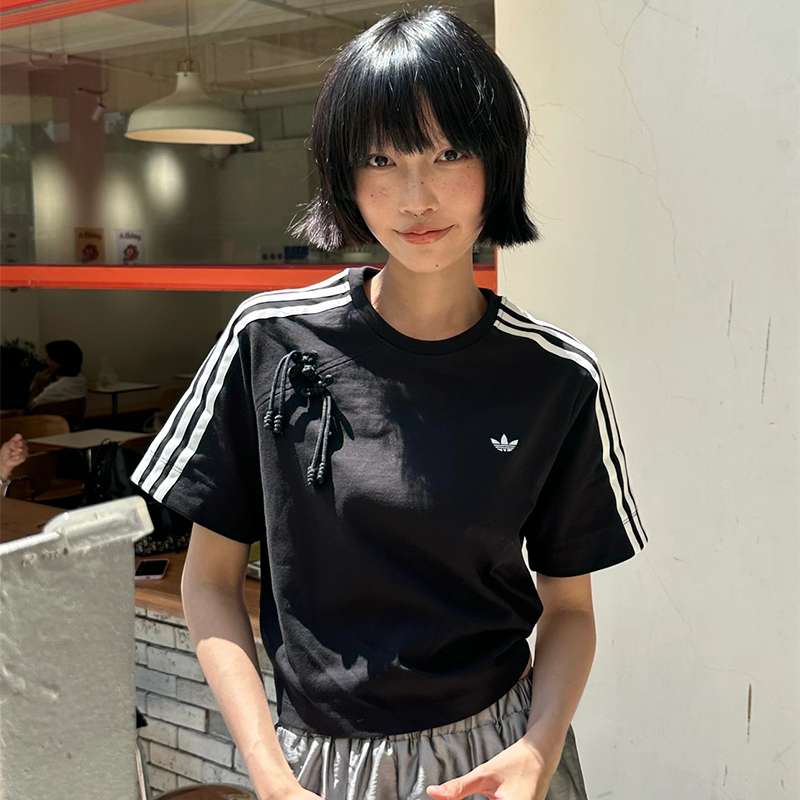 阿迪达斯女士款2026新款短袖上衣
