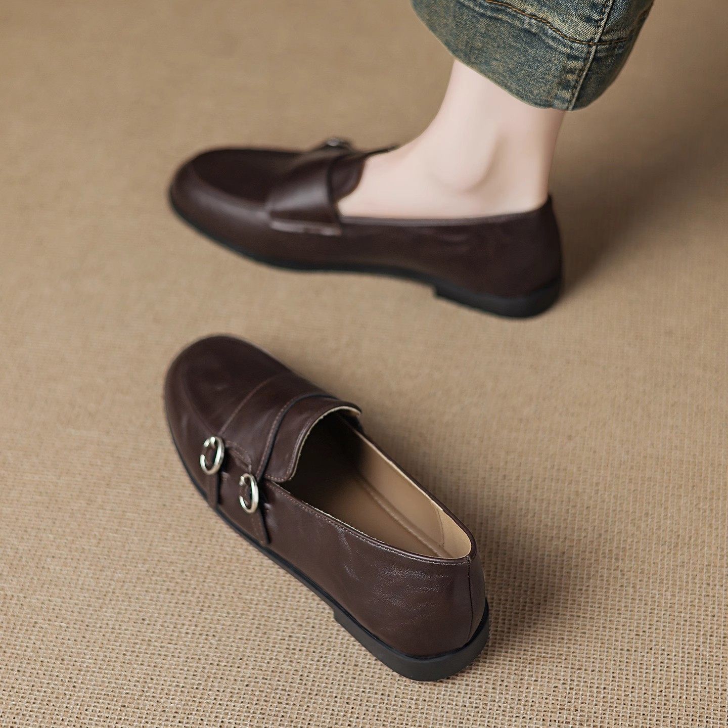 2025秋冬新款爆款巨好看棕色小皮鞋绝美单鞋女不累脚一脚蹬平底鞋,女鞋,浅口单鞋,淘宝优惠券,粉丝福利购,淘宝优惠卷