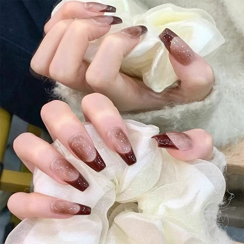 显白酒红晕染美甲贴片法式新娘指甲贴手工定制穿戴美甲片成品
