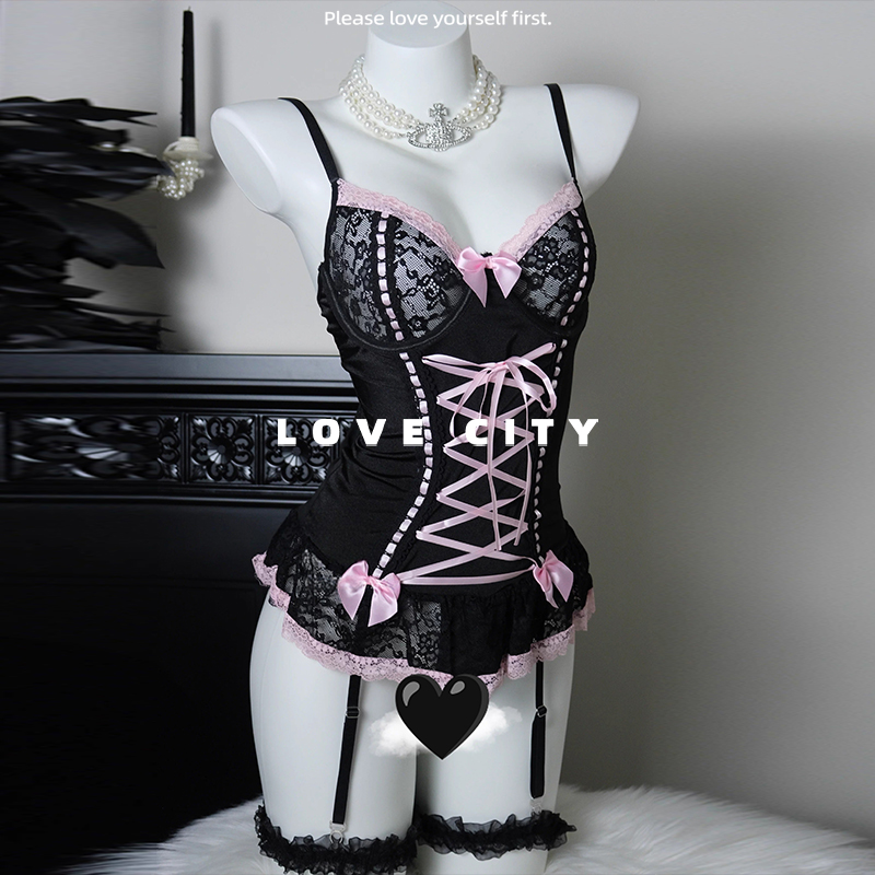 LOVECITY「蜜糖辣妹」性感纯欲风蕾丝黑粉拼接透气睡裙辣妹连体衣