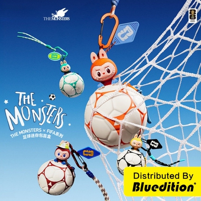 泡泡玛特拉布布FIFA足球迷你包