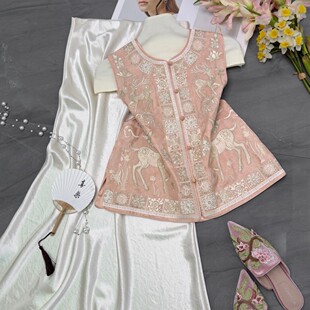 布谷 G515 2026春上新对位绣花小鹿人丝国风马甲YS22