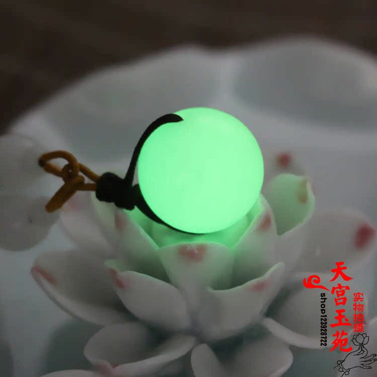 厂家直销 天然正品夜光石吊坠项坠 夜明珠荧光石萤石挂件项链批发在类目 饰品/流行首饰/时尚饰品新, 项坠/吊坠中 - 来自Buy2taobao.com提供专业的淘宝代购服务