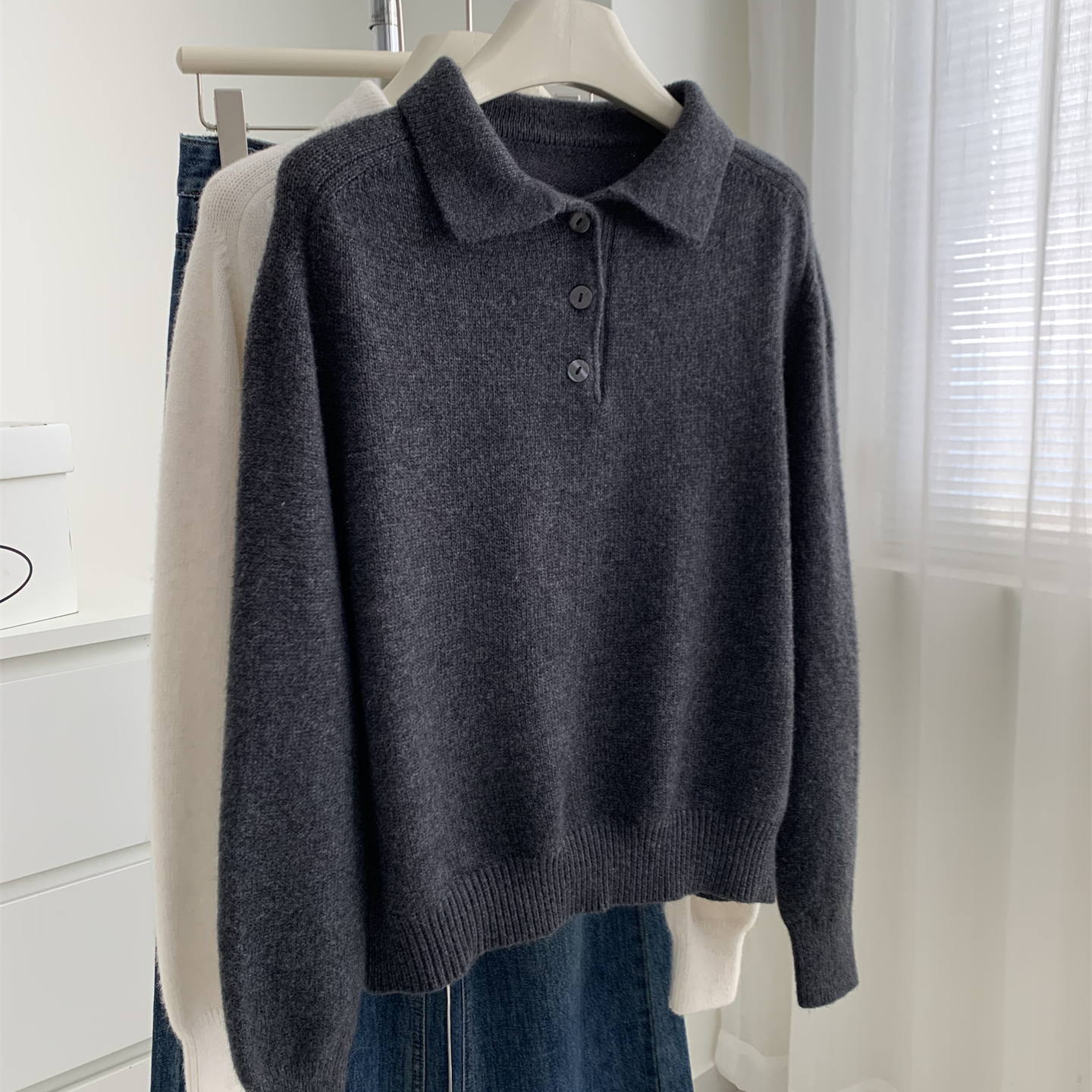 软糯兔羊毛翻领套头毛衣