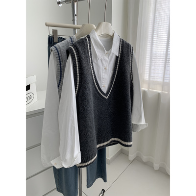 学院风大V领羊毛针织马甲