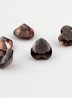 3x3--10x10mm 5A 心形咖啡色锆石水钻 梧州宝石 合成立方氧化锆