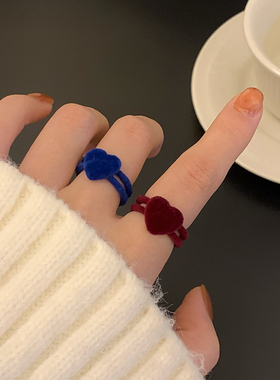 秋冬款红色丝绒爱心戒指女2022年新款潮小众设计指环食指戒指D001