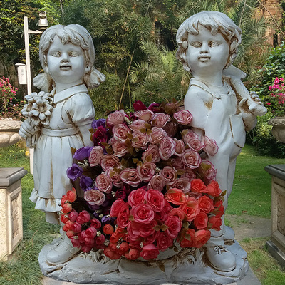 庭院草坪欧式风小情侣花篮摆件