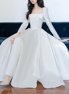 缎面轻婚纱长袖2024新款简约显瘦赫本风新娘迎宾缎面出门礼服秋冬