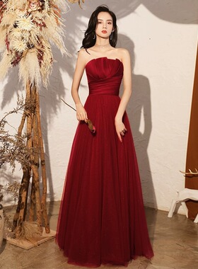 礼服女敬酒红色结婚2026款新娘晚宴抹胸长裙主持人年会洋气连衣裙