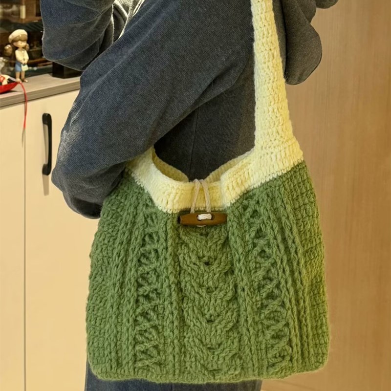 手工编织成品包粗羊毛秋冬拼色复古麻花单肩包材料送女友闺蜜