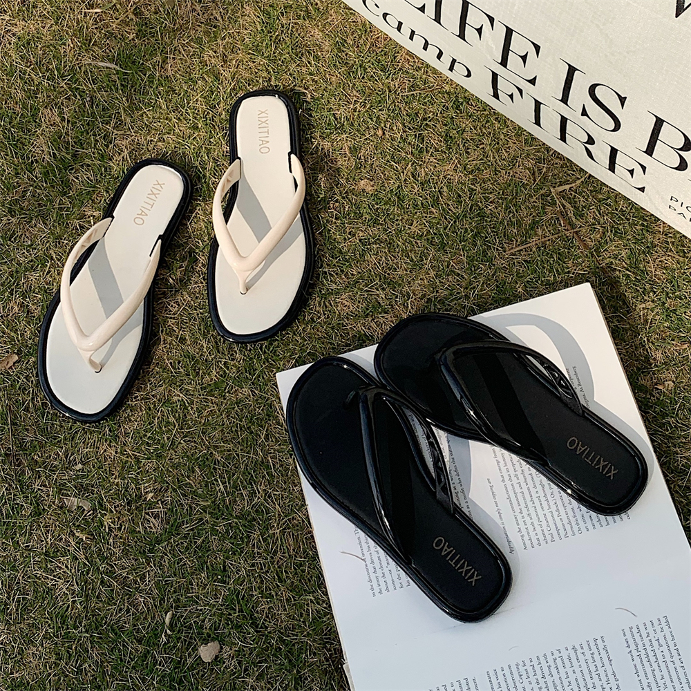 细细条时尚休闲平底拼色人字拖女